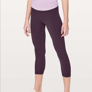 Lululemon align crop plum size 4